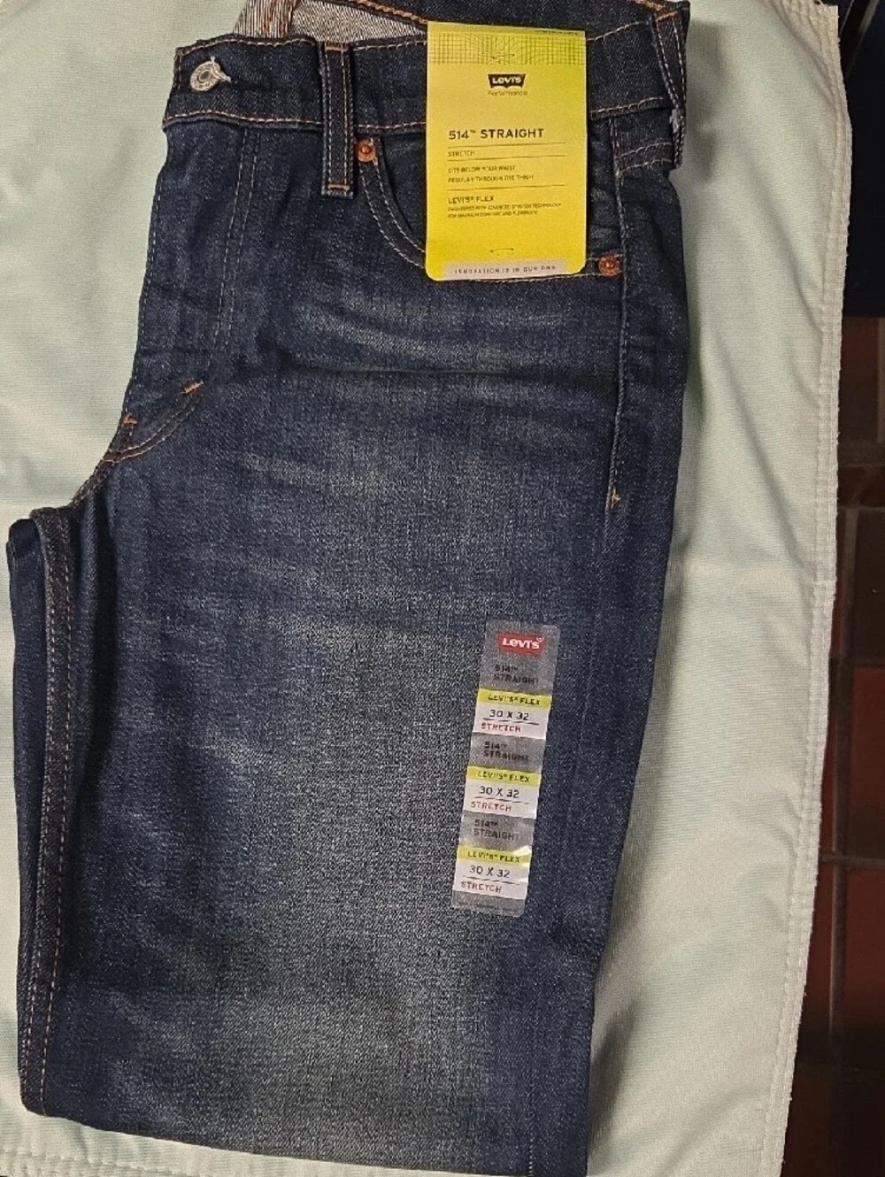 Levi's 514 Straight Men's Jeans in Dark Indigo Wash